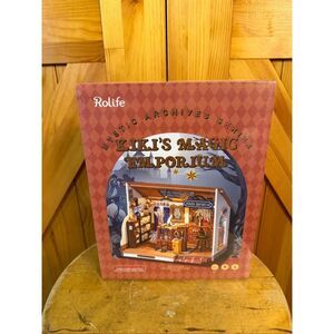 Rolife DIY "Kiki's Magic Emporium" Kit - DG155 - New/Factory Sealed (6825)